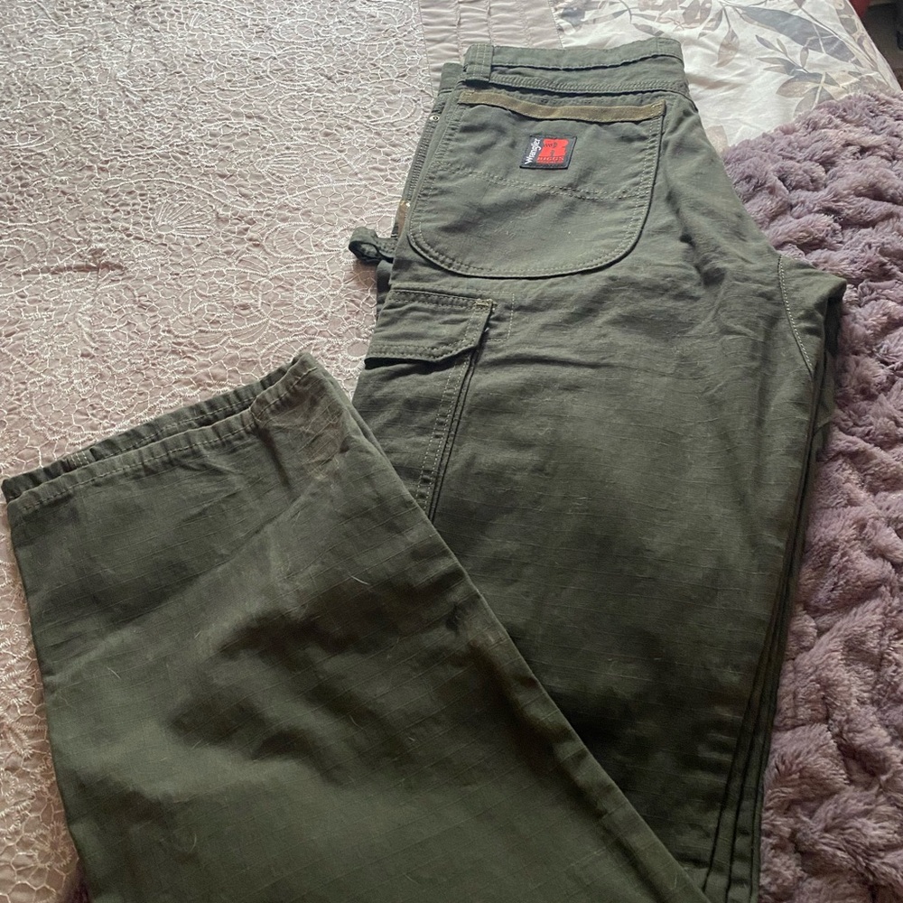 Wrangler Dark Green Men's Carpenter  Riggs Pants
